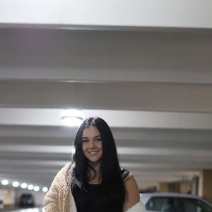 Meet your Posher, Jenika